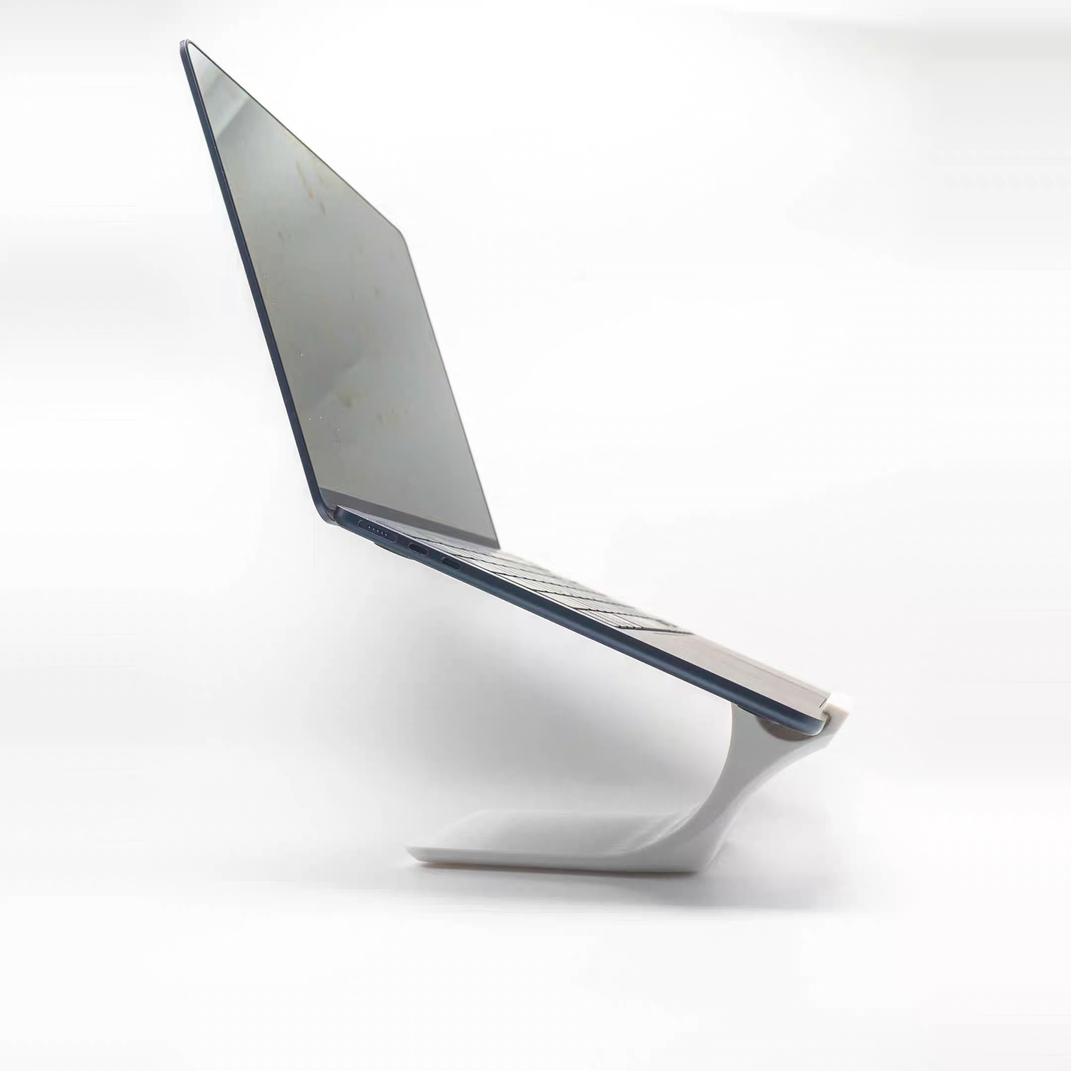 3D Printing Laptop Stand - Conception d'impression 3D, fibre de carbone